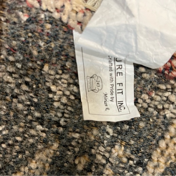 Large Vtg Oval Woven Knit Blanket Rug Fringe Multicolor Southwestern 112" X 58" - Picture 8 of 9